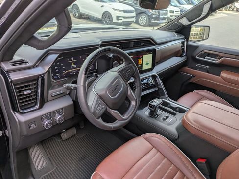 Used 2025 GMC Sierra 1500 Denali Ultimate image 14
