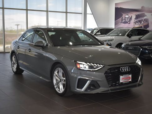 Used 2023 Audi A4 2.0T Premium w/ Convenience Package AWD/4WD image 4