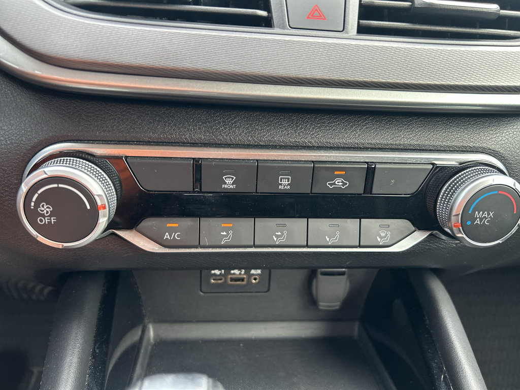 Used 2024 Nissan Altima 2.5 SR FWD image 28