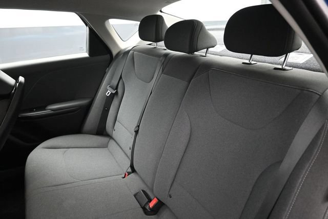 Used 2025 Kia K4 FWD image 28