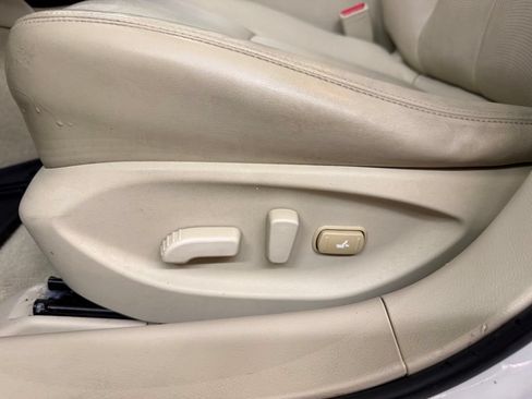 Used 2014 INFINITI Q50 Premium w/ Navigation Package RWD image 11