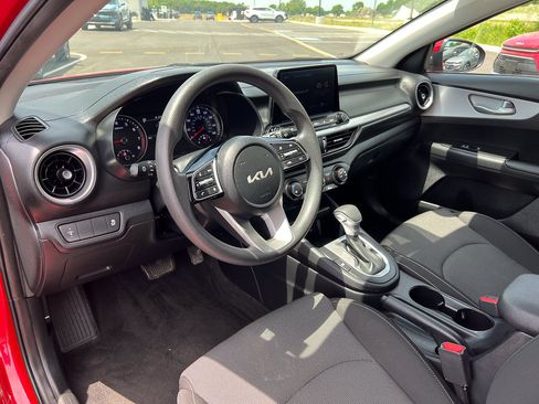 Used 2024 Kia Forte LXS FWD image 12