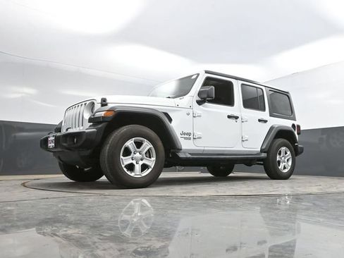Certified 2018 Jeep Wrangler Unlimited Sport S AWD/4WD image 48