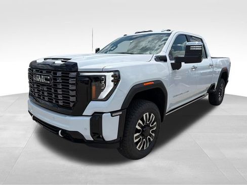 New 2026 GMC Sierra 2500 Denali Ultimate AWD/4WD image 3