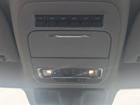 Certified 2025 Ford F350 Lariat w/ Black Appearance Package image 21