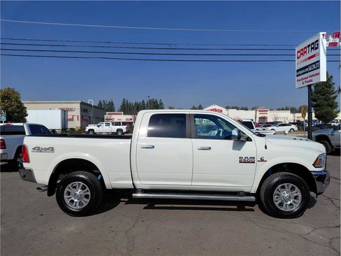 Used 2018 RAM 2500 Laramie image 3
