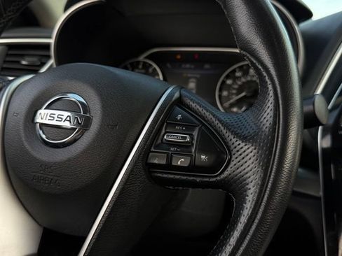 Used 2019 Nissan Maxima 3.5 SL FWD image 10
