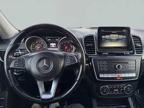 Used 2018 Mercedes-Benz GLS 550 4MATIC image 29