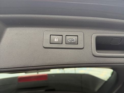 Used 2019 Subaru Forester Limited AWD/4WD image 21