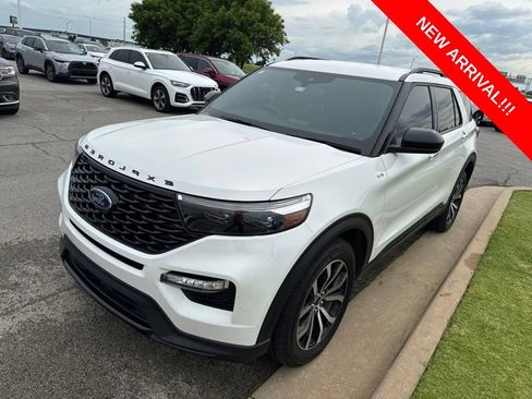 Used 2022 Ford Explorer ST-Line AWD/4WD image 3