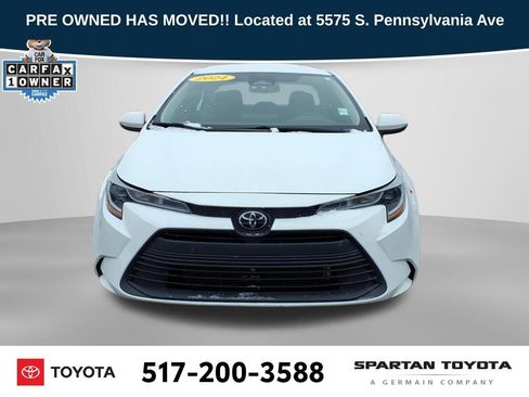 Used 2024 Toyota Corolla LE image 3