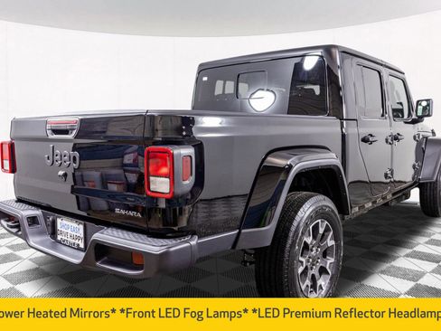 New 2026 Jeep Gladiator Sport AWD/4WD image 17