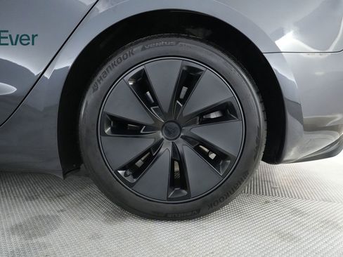 Used 2024 Tesla Model 3 Long Range image 9