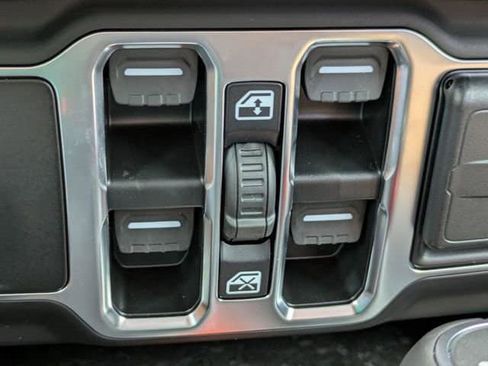 New 2025 Jeep Wrangler Sahara image 59