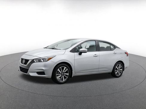 Used 2025 Nissan Versa SV FWD image 3