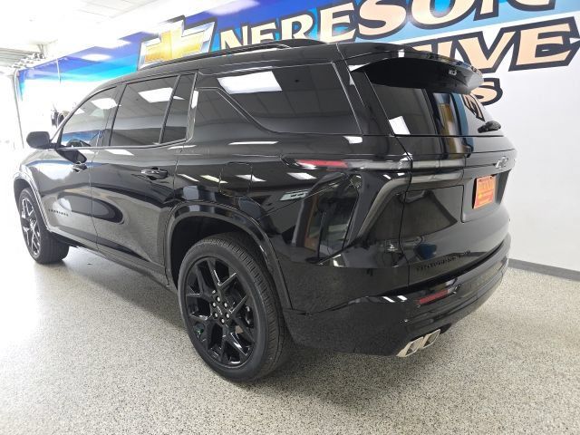 Used 2026 Chevrolet Traverse RS w/ LPO, Floor Liner Package AWD/4WD image 5