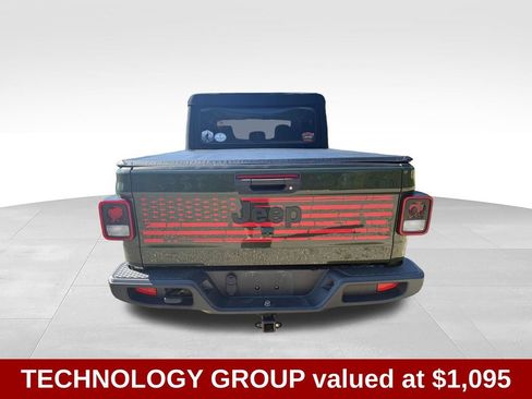Used 2022 Jeep Gladiator Sport AWD/4WD image 5