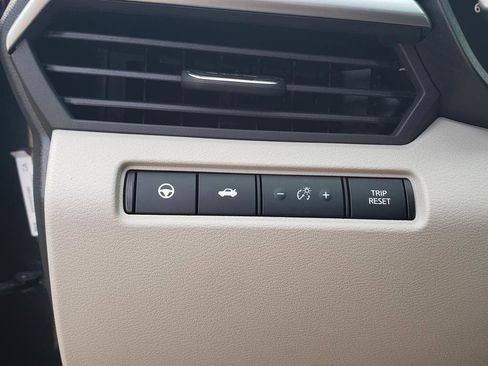 Used 2021 Nissan Altima 2.5 SV w/ SV Premium Package image 30