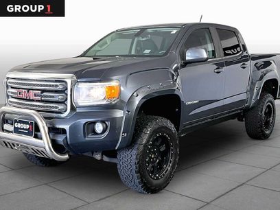 Used 2017 GMC Canyon SLE w/ SLE Convenience Package