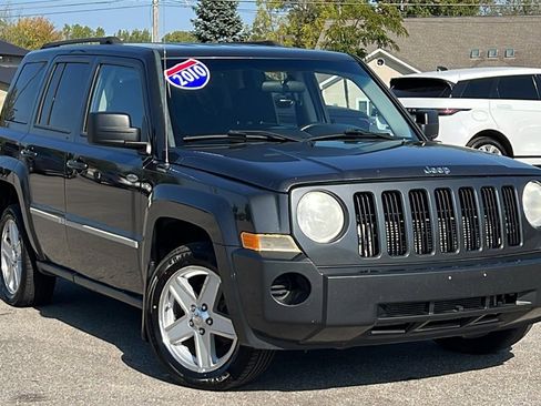 Used 2010 Jeep Patriot Sport image 2