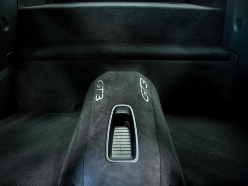 Used 2018 Porsche 911 GT3 image 76