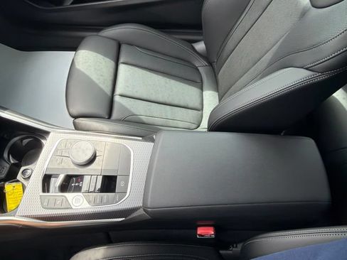 Used 2024 BMW M240i Coupe RWD image 19