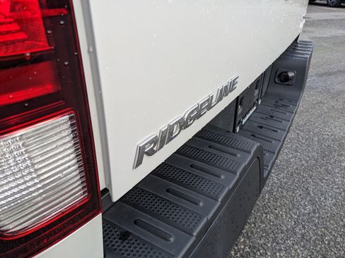 Used 2021 Honda Ridgeline Sport image 14