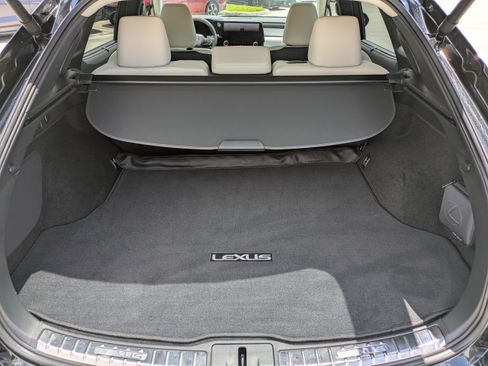 Used 2023 Lexus RX 350 FWD w/ Cold Area Package image 11