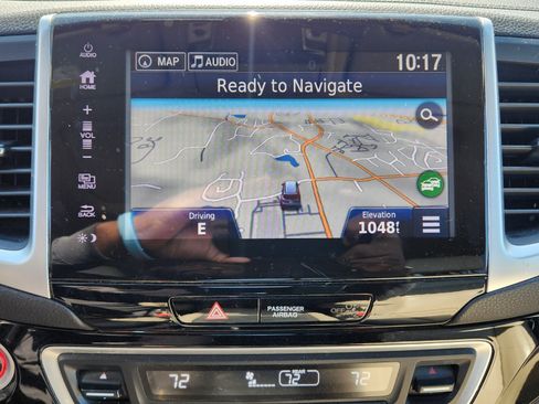 Used 2017 Honda Pilot Elite image 11