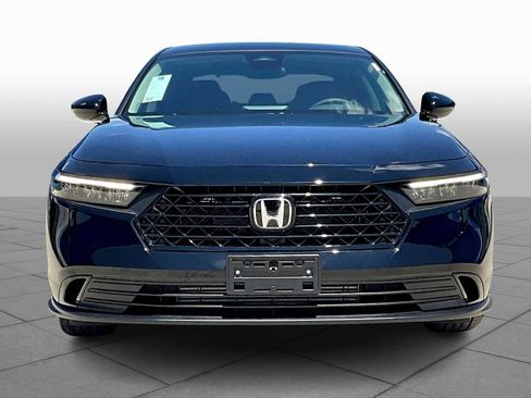 New 2025 Honda Accord SE image 3
