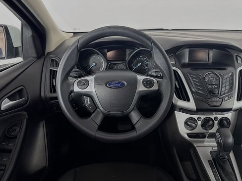 Used 2014 Ford Focus SE FWD image 20