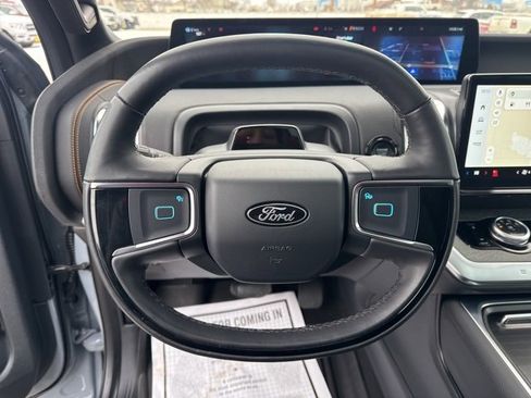 Used 2025 Ford Expedition Tremor image 19