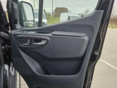 New 2025 Mercedes-Benz Sprinter 2500 image 19