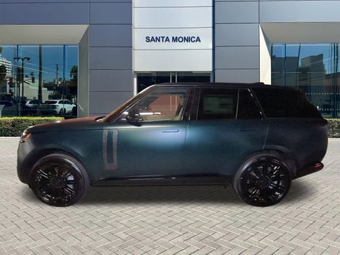 New 2026 Land Rover Range Rover SE AWD/4WD image 2