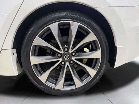 Used 2019 Nissan Maxima Platinum w/ Illumination Package FWD image 51