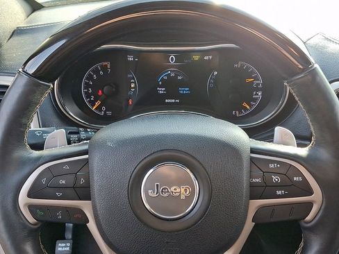 Used 2017 Jeep Grand Cherokee Overland image 20