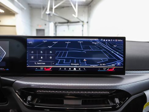 New 2026 BMW 330i xDrive Sedan w/ Premium Package image 17