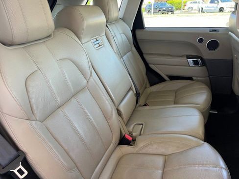 Used 2014 Land Rover Range Rover Sport HSE image 37
