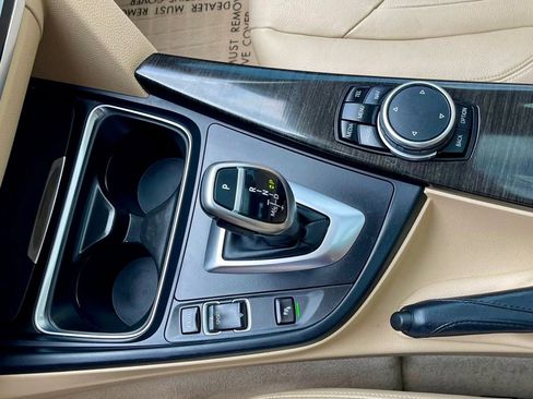 Used 2015 BMW 328i Gran Turismo xDrive image 17