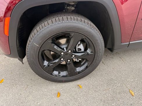 New 2026 Jeep Grand Cherokee Limited w/ Limited Altitude Package image 30