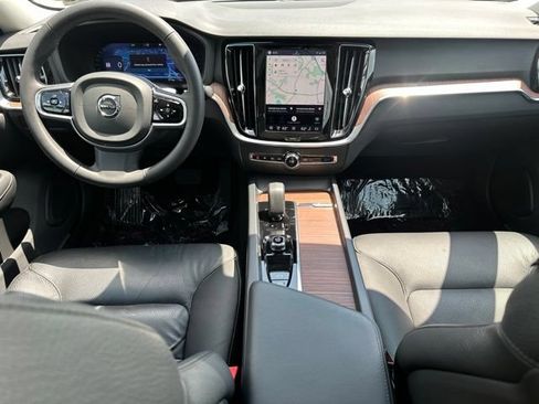 Certified 2024 Volvo S60 B5 Plus w/ Climate Package AWD/4WD image 16