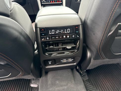 Certified 2023 Jeep Grand Cherokee L Summit AWD/4WD image 24