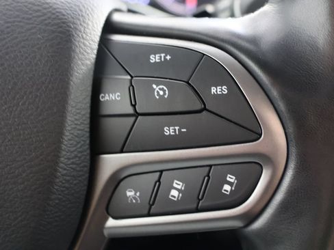 Used 2021 Jeep Cherokee Limited AWD/4WD image 12