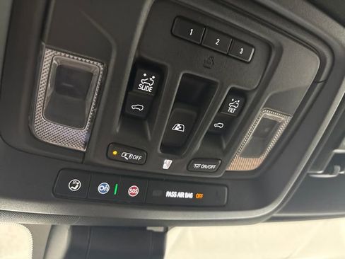 Used 2022 Chevrolet Silverado 3500 High Country w/ Safety Package II image 65