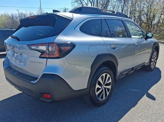 Used 2025 Subaru Outback Premium video 4