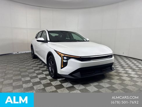 Used 2025 Kia K4 FWD image 4