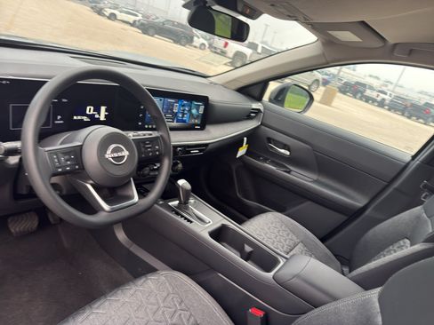 New 2026 Nissan Kicks SV w/ Cold Weather Package AWD/4WD image 25