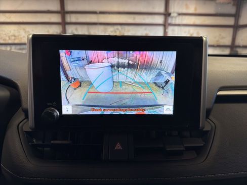 Used 2024 Toyota RAV4 LE image 15