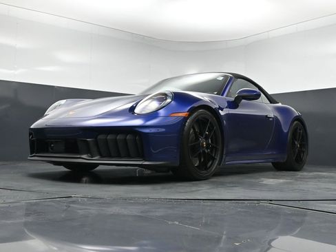 Certified 2026 Porsche 911 Carrera 4 GTS AWD/4WD image 22