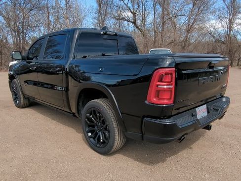 Used 2026 RAM 1500 Limited AWD/4WD image 14